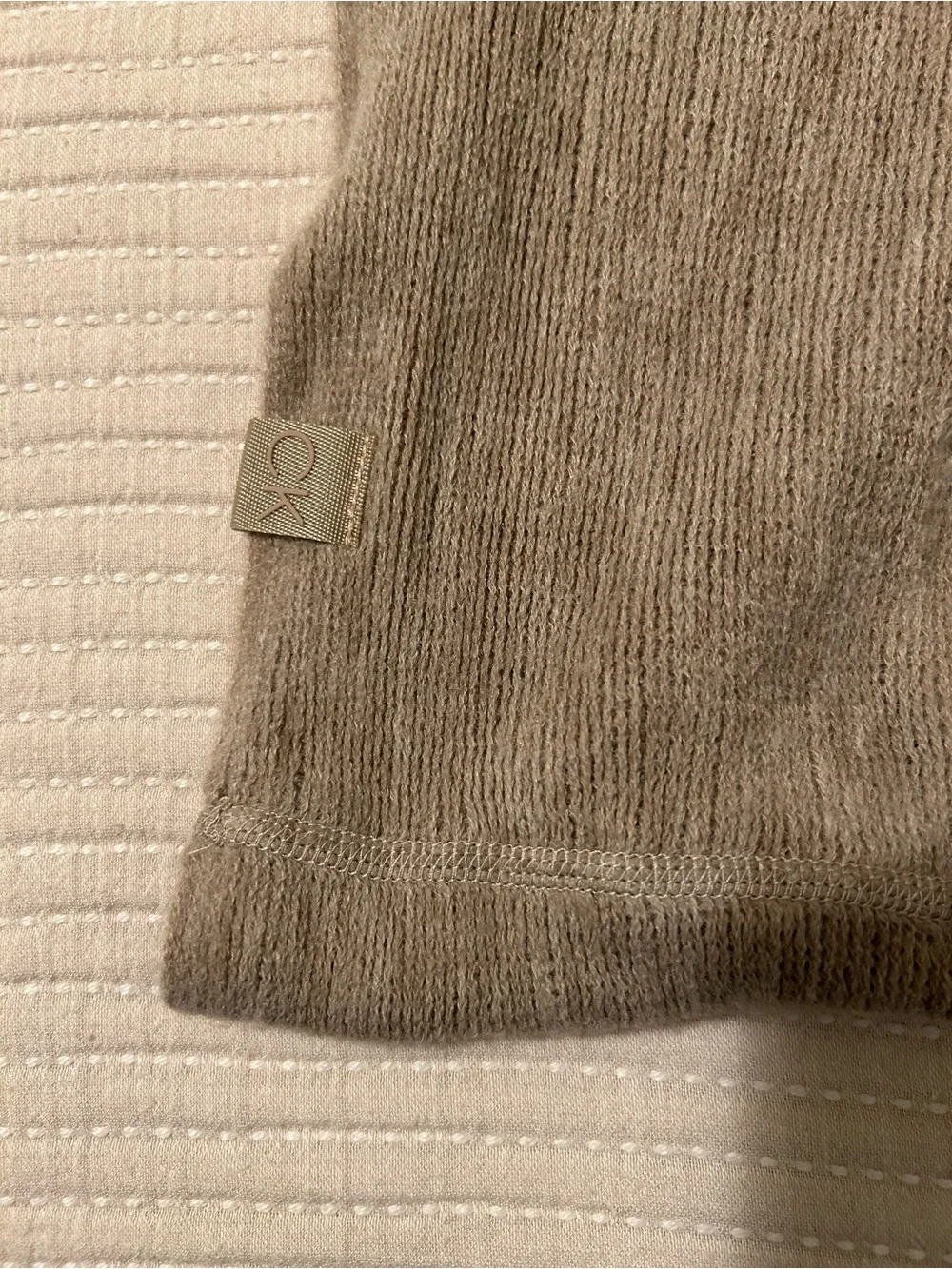 Calvin Klein Light Gray Infinity Loop Scarf NWT